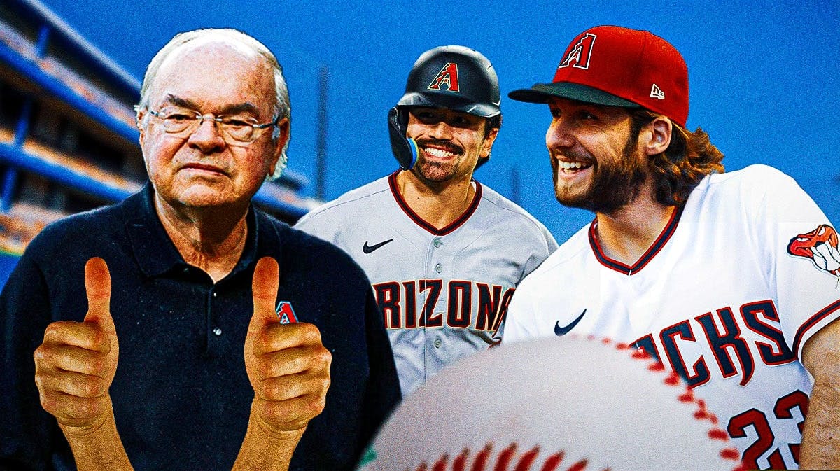 Diamondbacks owner giving the thumbs up to his players