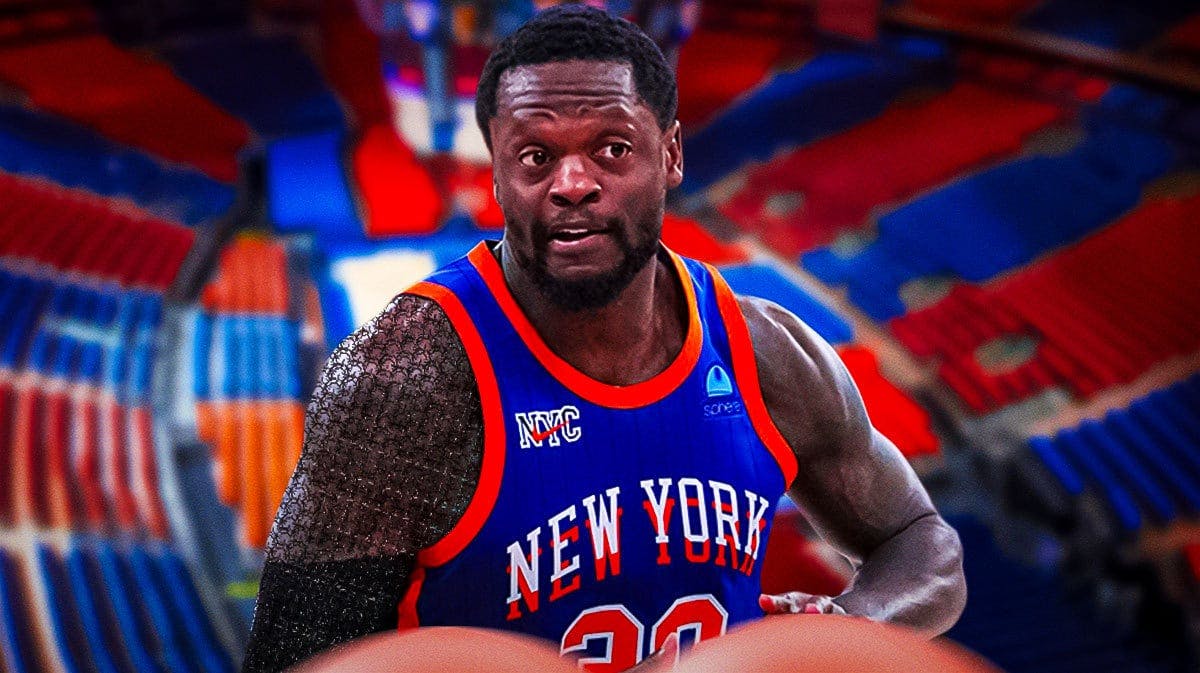 Knicks' Julius Randle with bubble wrap on his right shoulder
