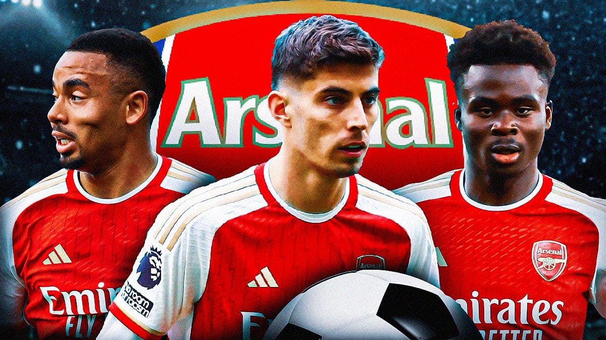 Gabriel Jesus, Kai Havertz, Bukayo Saka in front of the Arsenal logo