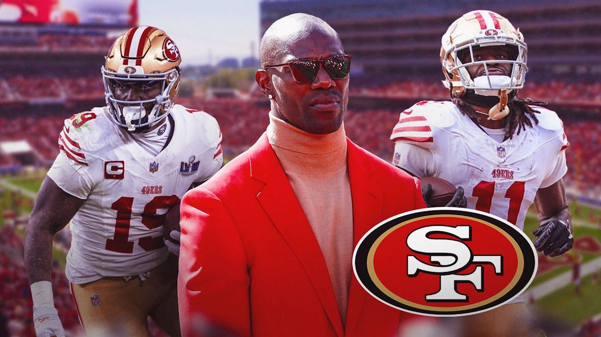 Ex-49ers WR Terrell Owens stands next to Deebo Samuel and Brandon Aiyuk amid trade rumors