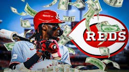 Reds Elly De La Cruz surrounded by money at Great American Ballpark