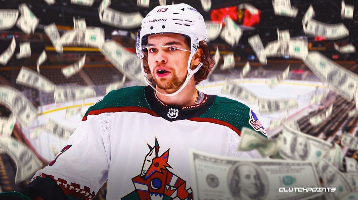 Coyotes, Matias Maccelli, Matias Maccelli contract, Coyotes free agency, NHL Free Agency
