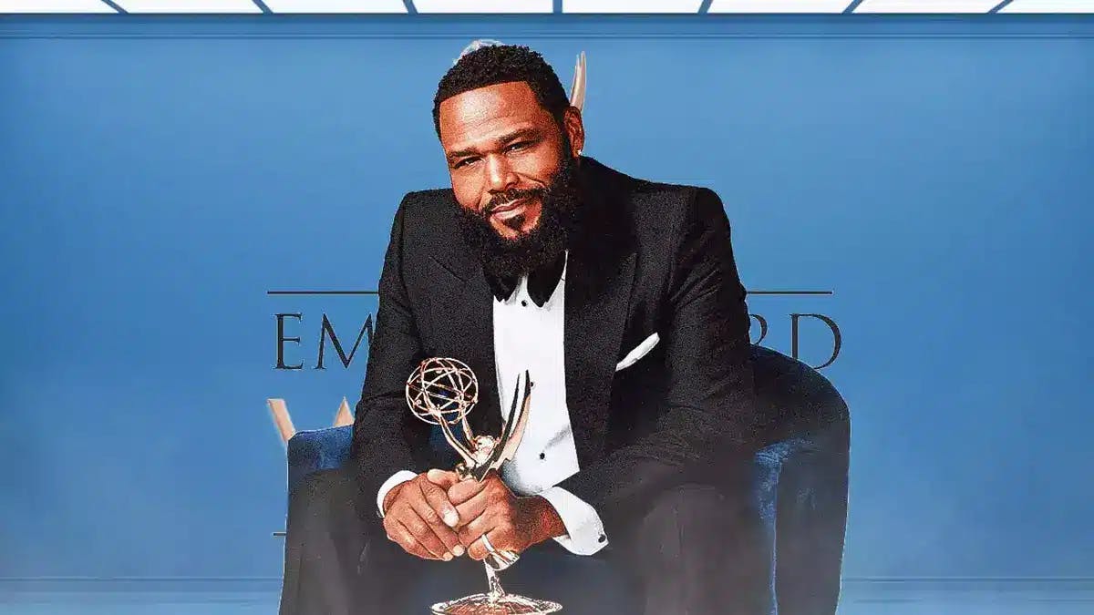 Anthony Anderson with Emmy Award.