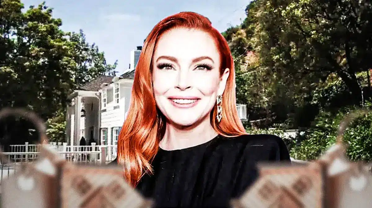 Lindsay Lohan in front of her former mansion.