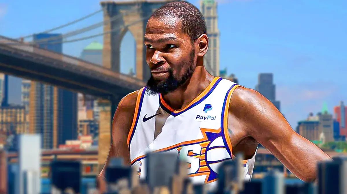 Suns' Kevin Durant stands in front of the Brooklyn Bridge ahead of his game against Mikal Brides and the Nets