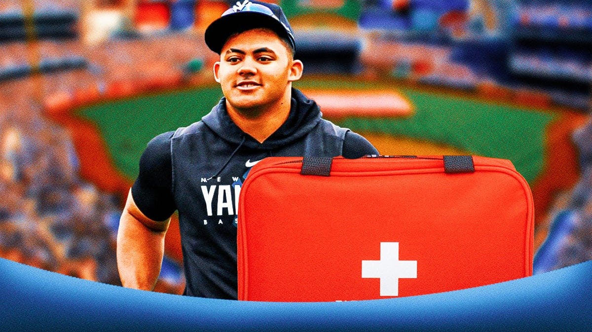 Yankees star Jasson Dominguez with a medical bag on him.
