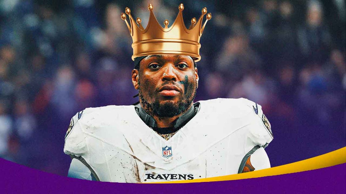 New Baltimore Ravens running back Derrick Henry with a crown on his head