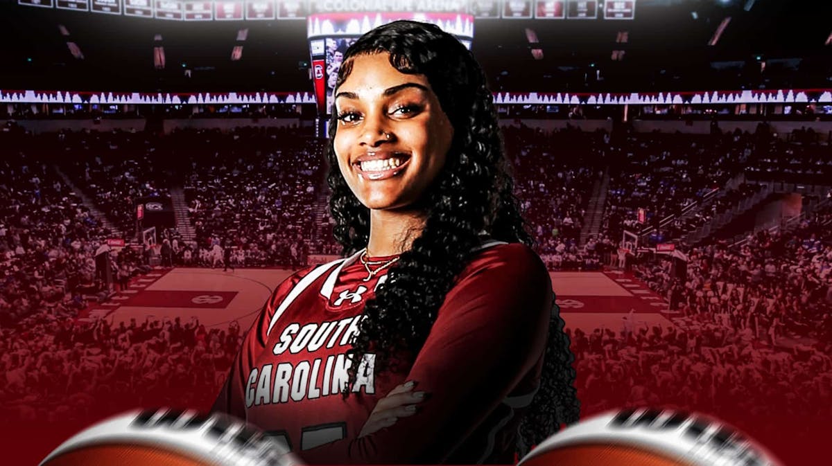 South Carolina women's basketball player Sakima Walker