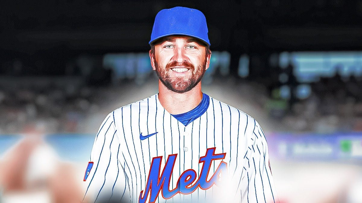 Logan Porter in a Mets jersey
