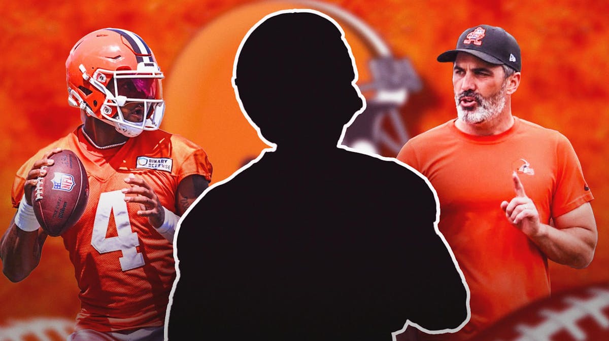 1 Mystery player in the middle, Deshaun Watson and coach Kevin Stefanski around him, Cleveland Browns wallpaper in the background