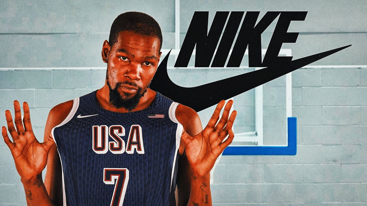 Phoenix Suns player Kevin Durant in his Team USA jersey and a Nike logo