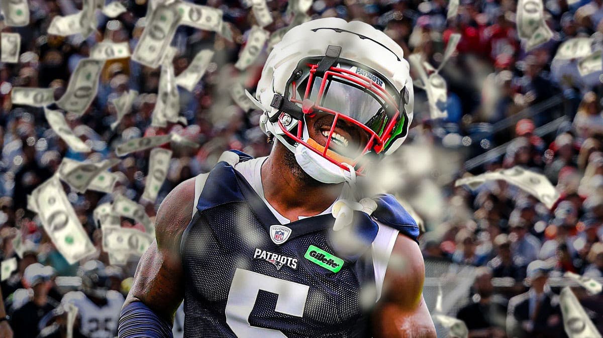 Jabrill Peppers with money around him