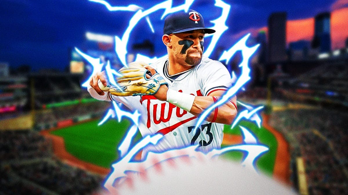 Twins' Royce Lewis with waves of electricity around him