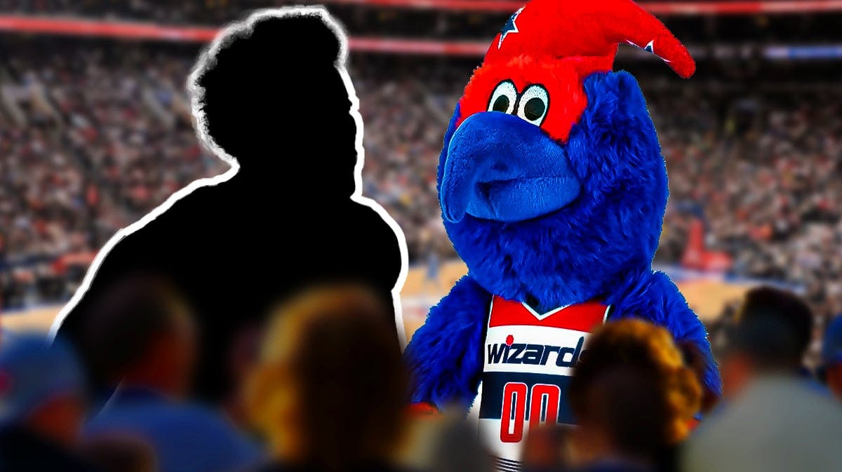 Wizards mascot stands net to ex-Villanova star Saddiq Bey during NBA Free Agency