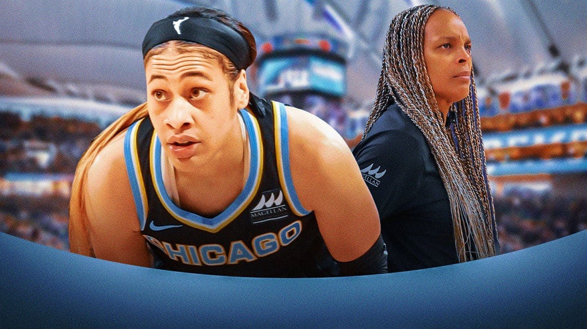 Chicago Sky's Chennedy Carter stands next to Teresa Weatherspoon during roster count at practice, Angel Reese in background