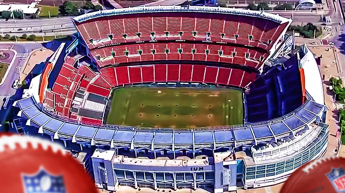 Overhead shot of current Cleveland Browns stadium