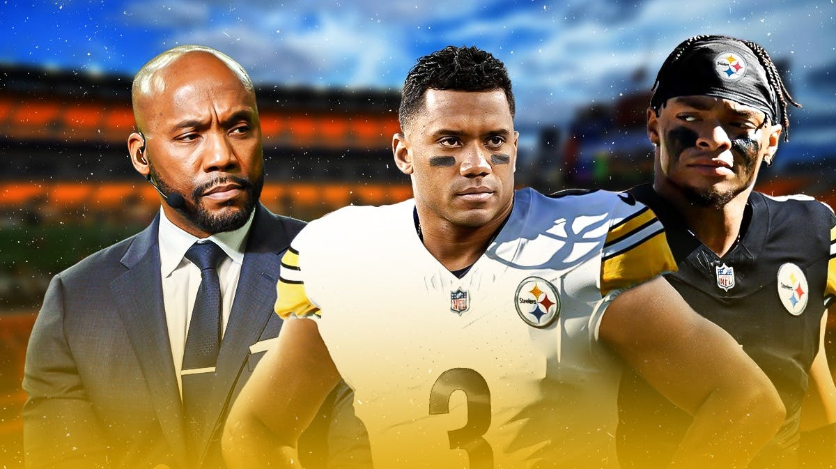 Ex-Bears QB Justin Fields stands next to Russell Wilson in Steelers uniform