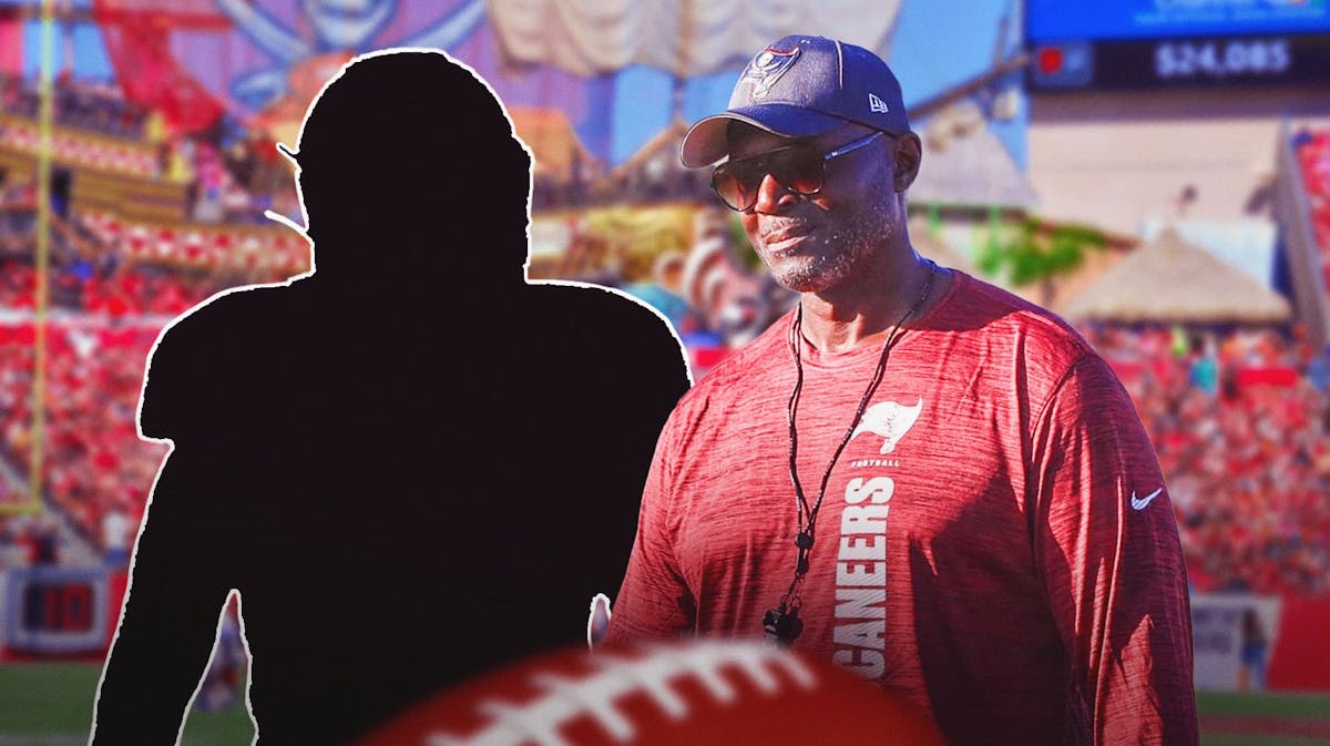 Ko Kieft as a silhouette. Todd Bowles.