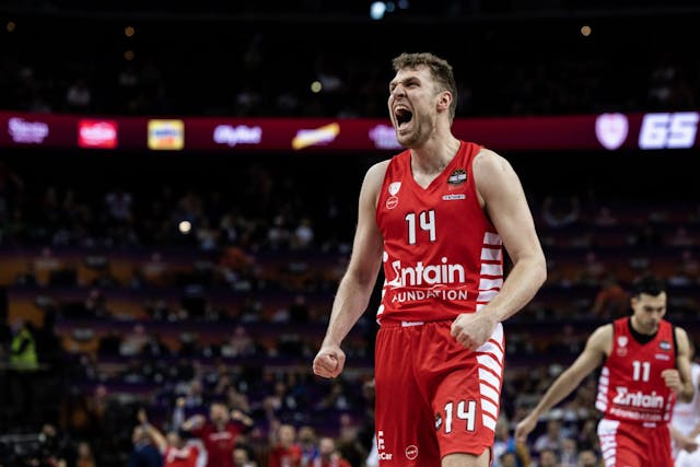 EuroLeague MVP Sasha Vezenkov, Kings Agree to 3-Year, $20M Contract