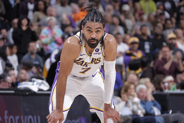 Lakers' Gabe Vincent Out At Least 2 More Weeks Before Knee Injury Is Re-Evaluated
