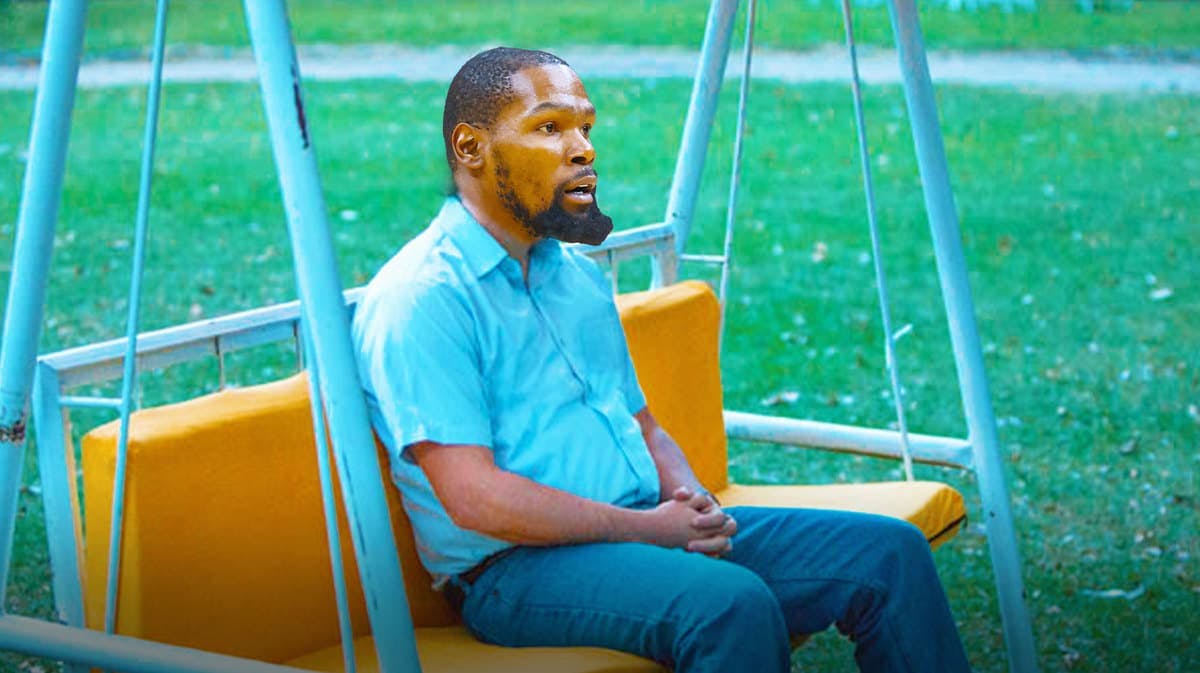 Kevin Durant of the Suns as the sad Pablo Escobar meme