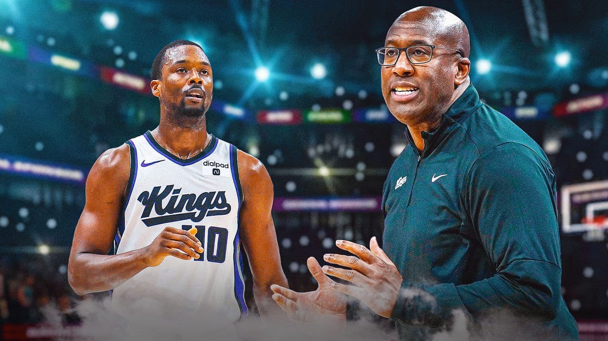 Kings' Mike Brown clapping, with Harrison Barnes looking frustrated on the side
