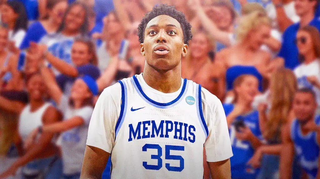 Memphis basketball Nae'Qwan Tomlin. Fans in the background.