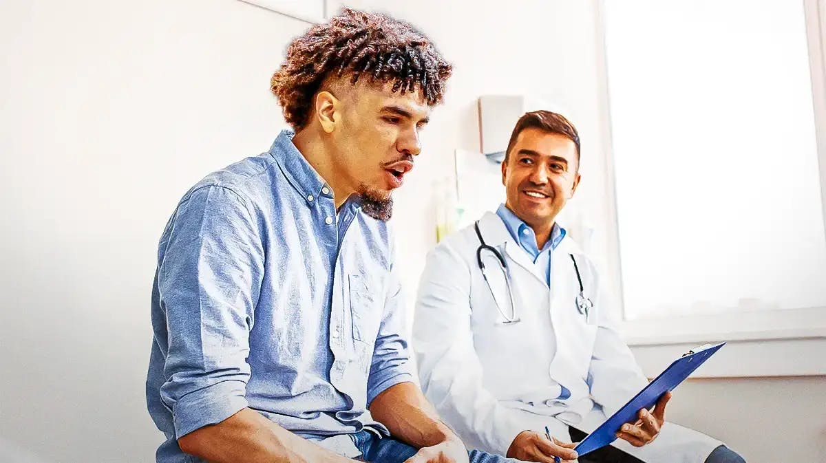 LaMelo Ball (Hornets) taking to a doctor