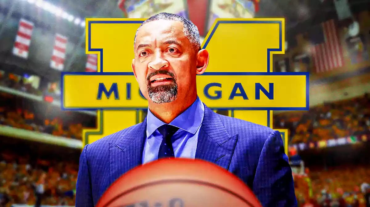 Michigan basketball, Wolverines, Michigan State basketball, Juwan Howard, Juwan Howard, Michigan, Juwan Howard looking upset with Michigan basketball arena in the background