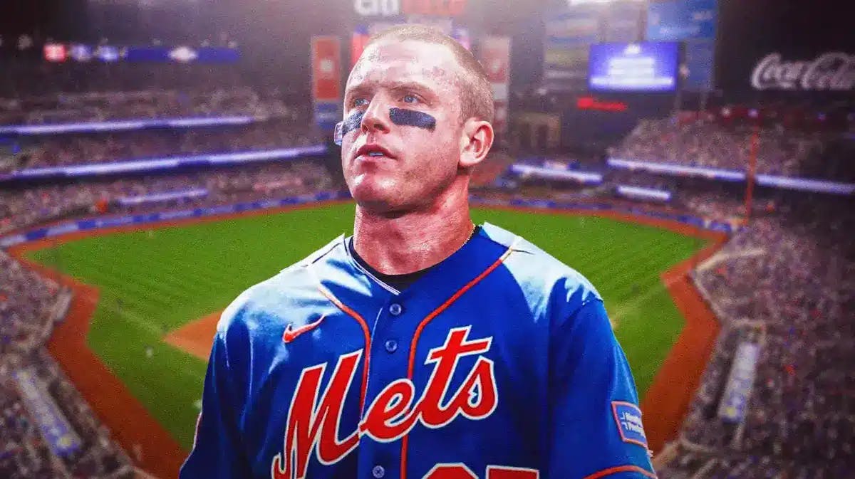 Harrison Bader in a Mets uniform. Citi Field background.
