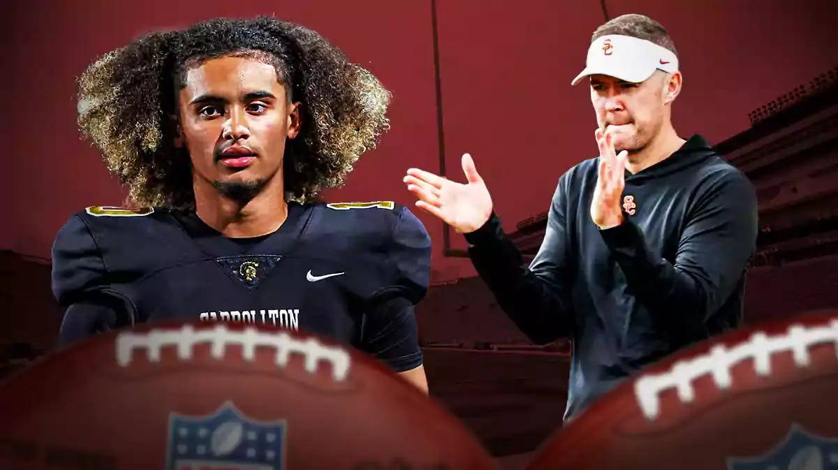 The player on the left is correct. The player on the right should not be in the photo. It should be USC coach Lincoln Riley
