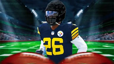 NFL running back Le'Veon Bell in Pittsburgh Steelers uniform