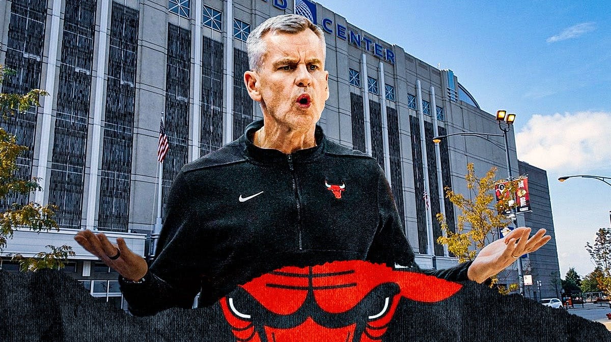 Bulls, Billy Donovan, Mavericks, Luka Doncic, Bulls Mavs, Billy Donovan looking upset with outside of United Center in the background