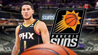 Per NBA Insider Shams Charania, Suns star guard Devin Booker is expected to be out 7-10 days with a right ankle sprain.