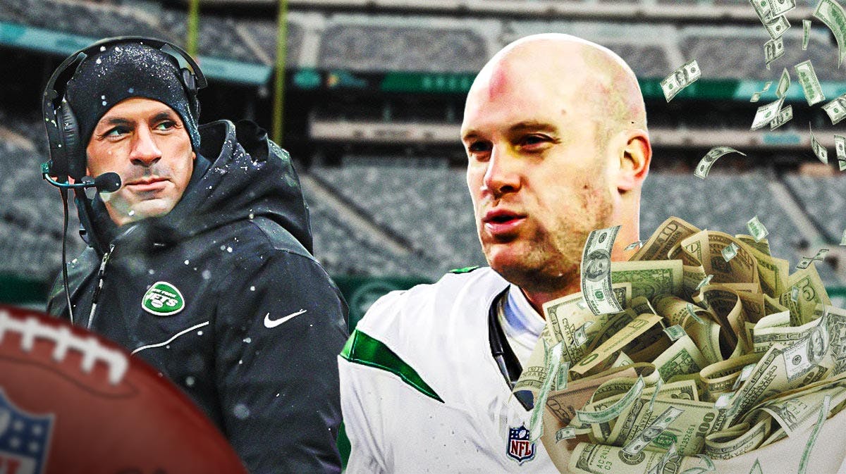Jets' Greg Zuerlein with cash flying around, Robert Saleh looking at him