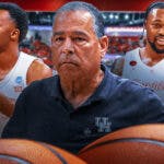 Houston basketball coach Kelvin Sampson with LJ Cryer and J'Wan Roberts looking.